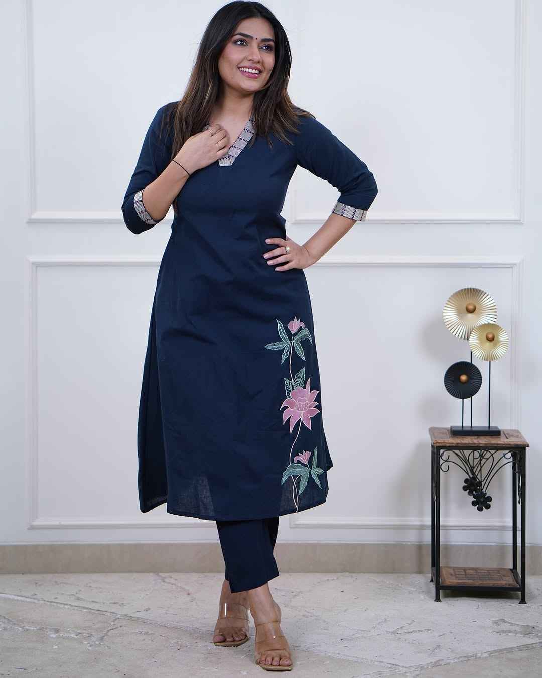 Navy Blue Floral Embroidered Kurta Set - DevishaFashion